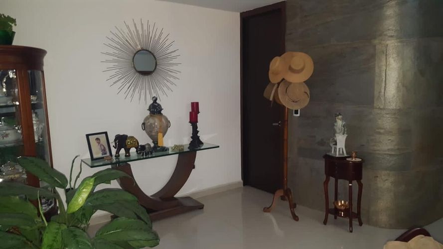 Apartamento de 3 alcobas en venta en Sotomayor, Bucaramanga, 230 m² · foto 7 de 17