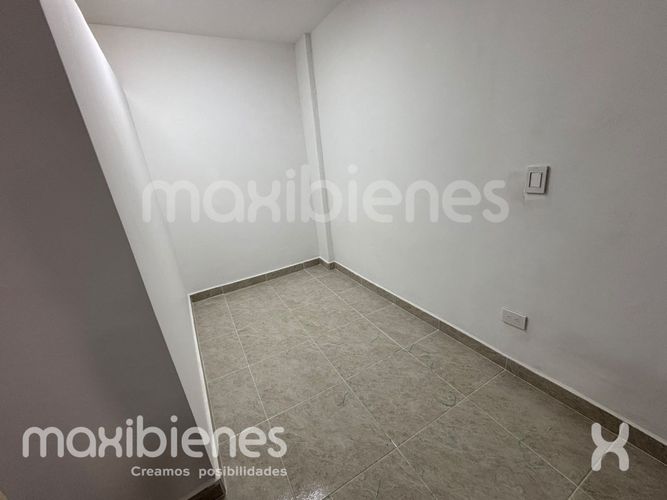 Local en arriendo en Fatima, Itagüí, 24 m² · foto 3 de 6