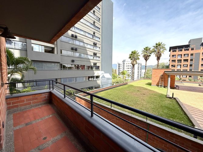 Apartaestudio en arriendo en El Tesoro, Medellín, 70 m² · foto 15 de 16