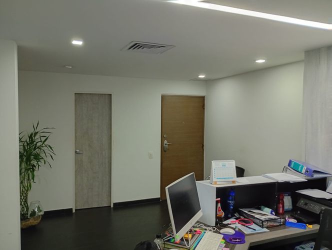 Oficina en arriendo en El Poblado, Medellín, 75 m² · foto 12 de 17
