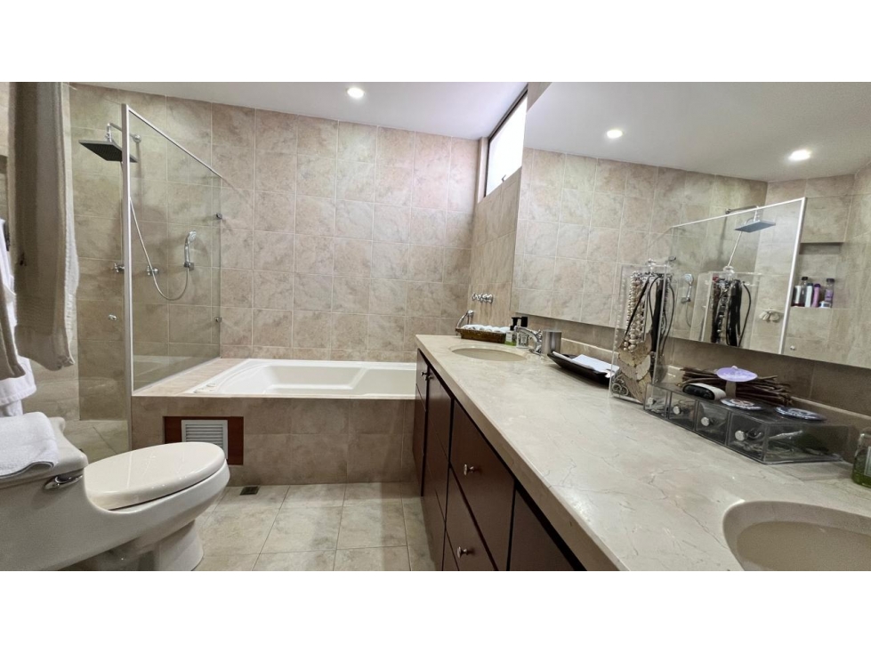 Apartamento en venta en Santa Barbara Alta, Bogotá · foto 16 de 20