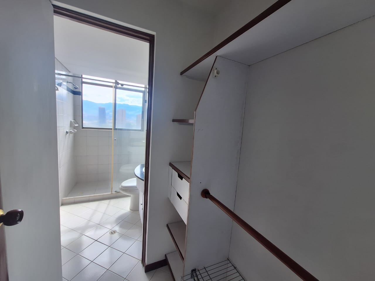 Apartamento en venta en Castropol, Medellín · foto 5 de 23