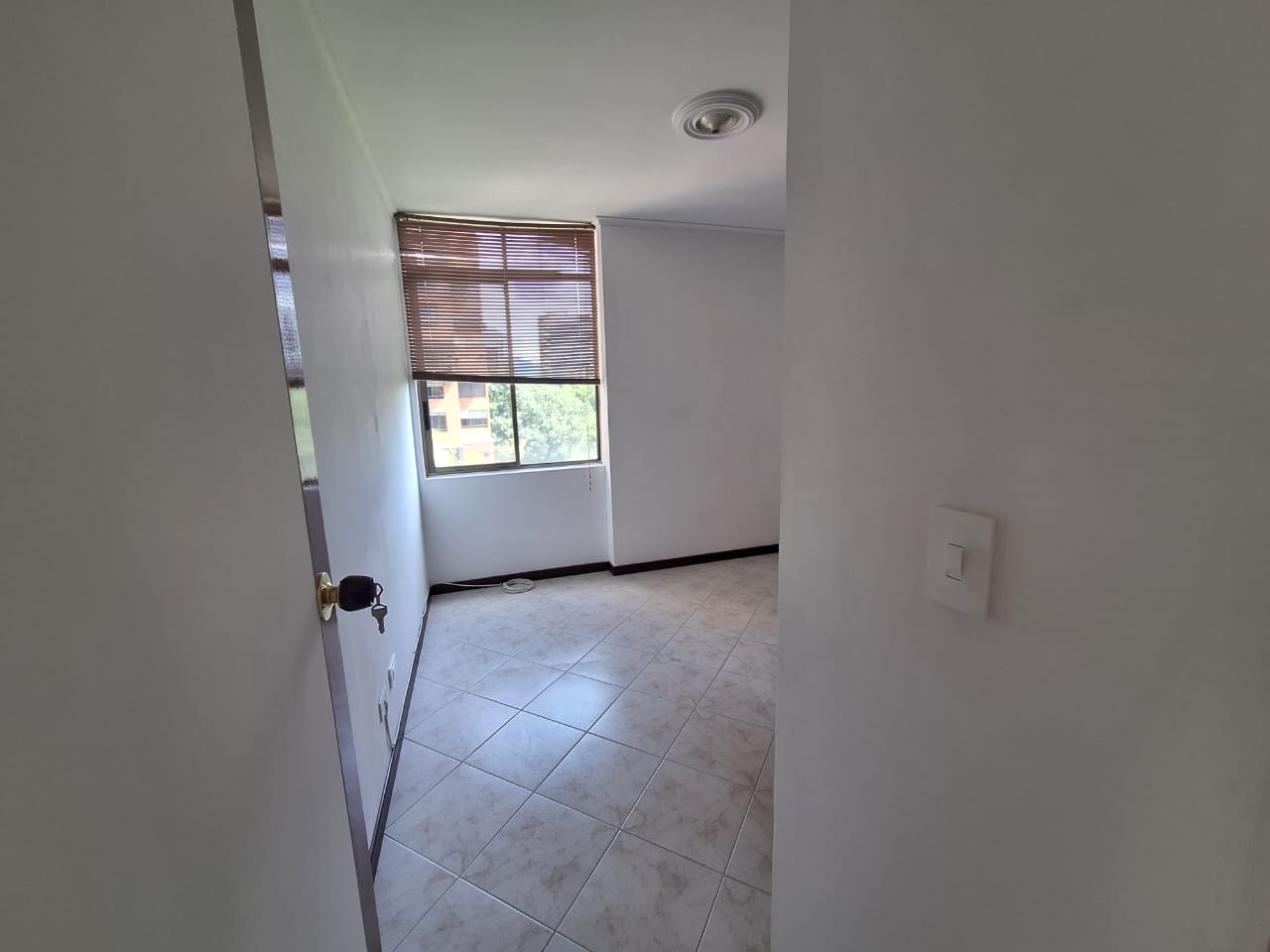 Apartamento en venta en Castropol, Medellín · foto 8 de 23