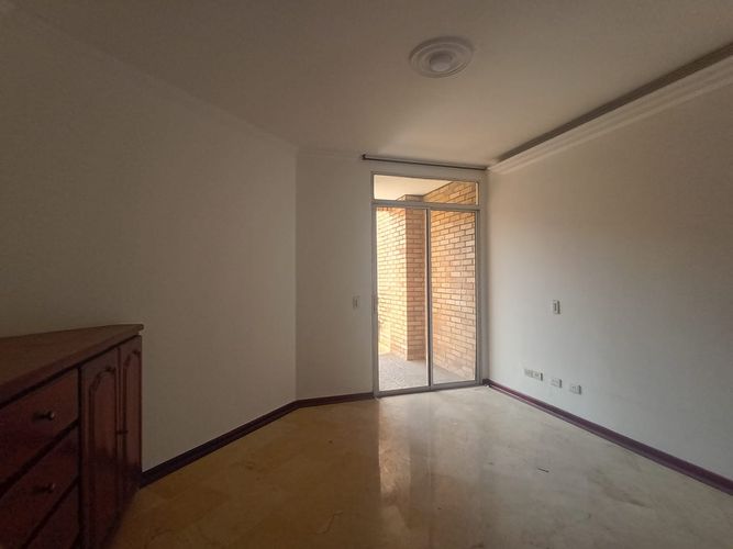 Apartamento de 3 alcobas en arriendo en Laureles, Medellín, 109 m² · foto 11 de 19