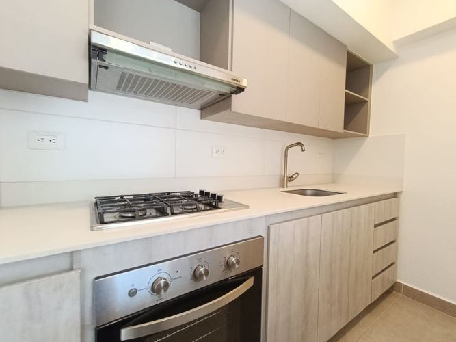 Apartamento de 3 alcobas en arriendo en Villa Carlota, Medellín, 93 m² · foto 7 de 20