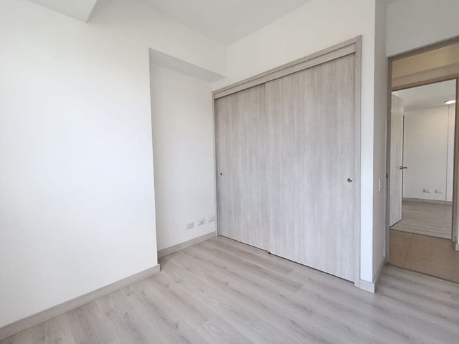 Apartamento de 3 alcobas en arriendo en Villa Carlota, Medellín, 93 m² · foto 17 de 20