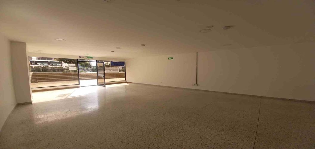 Local en arriendo en Avenida Santander, Manizales, 70 m² · foto 12 de 12