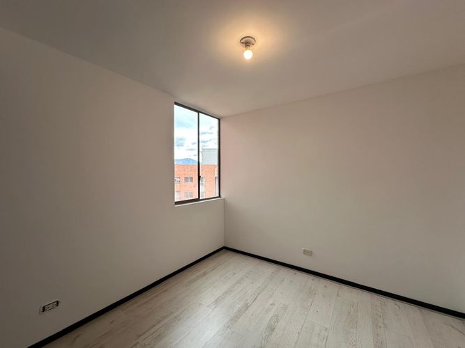 Apartamento de 2 alcobas en arriendo en El Poblado, Medellín, 119 m² · foto 12 de 17