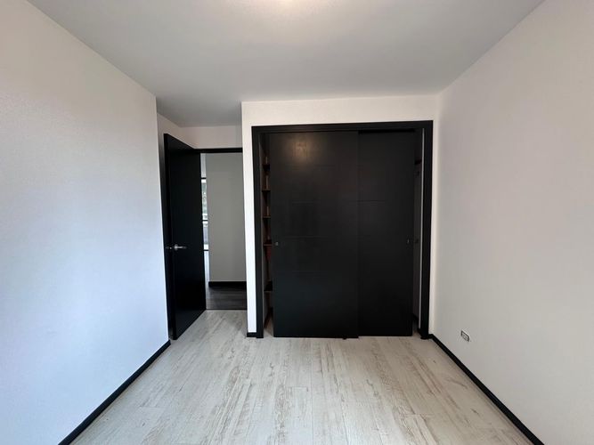 Apartamento de 2 alcobas en arriendo en El Poblado, Medellín, 119 m² · foto 14 de 17