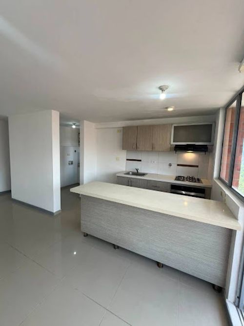 Apartamento de 3 alcobas en arriendo en Quintas Del Sol De La Mota, Medellín, 70 m² · foto 5 de 17