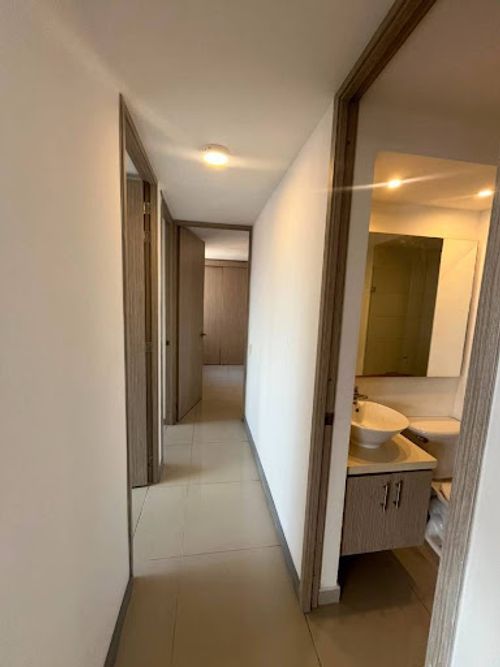 Apartamento de 3 alcobas en arriendo en Quintas Del Sol De La Mota, Medellín, 70 m² · foto 16 de 17