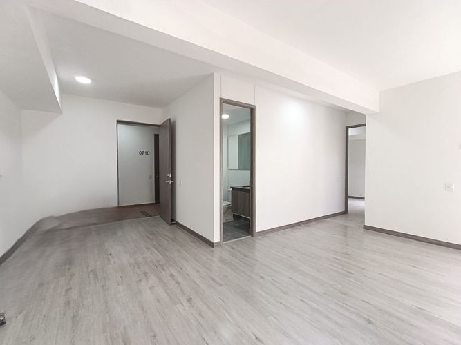 Apartamento de 2 alcobas en arriendo en San Diego, Medellín, 71 m² · foto 4 de 14