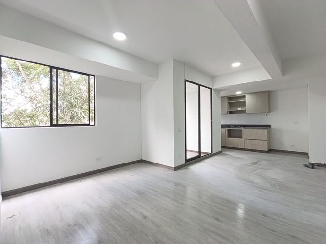 Apartamento de 2 alcobas en arriendo en San Diego, Medellín, 71 m² · foto 5 de 14