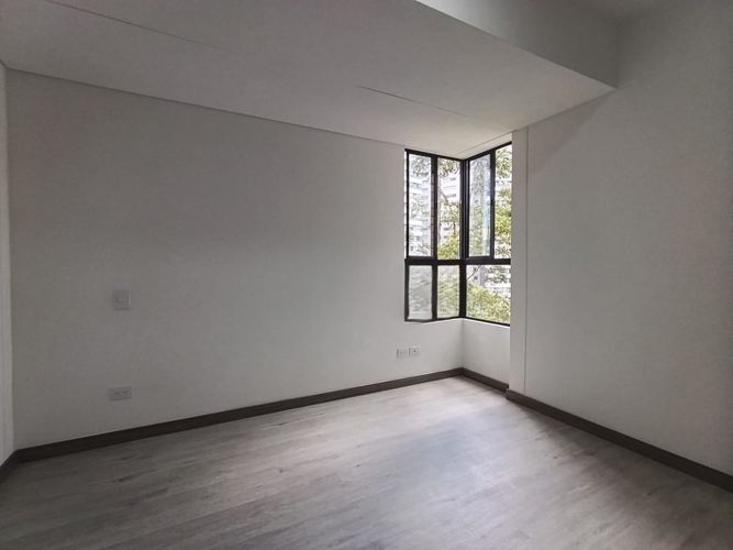 Apartamento de 2 alcobas en arriendo en San Diego, Medellín, 71 m² · foto 8 de 14