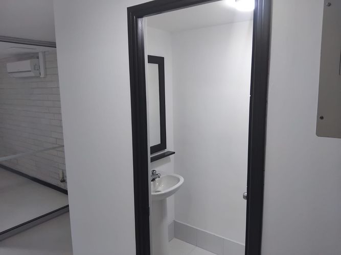 Oficina en arriendo en El Poblado, Medellín, 52 m² · foto 4 de 15