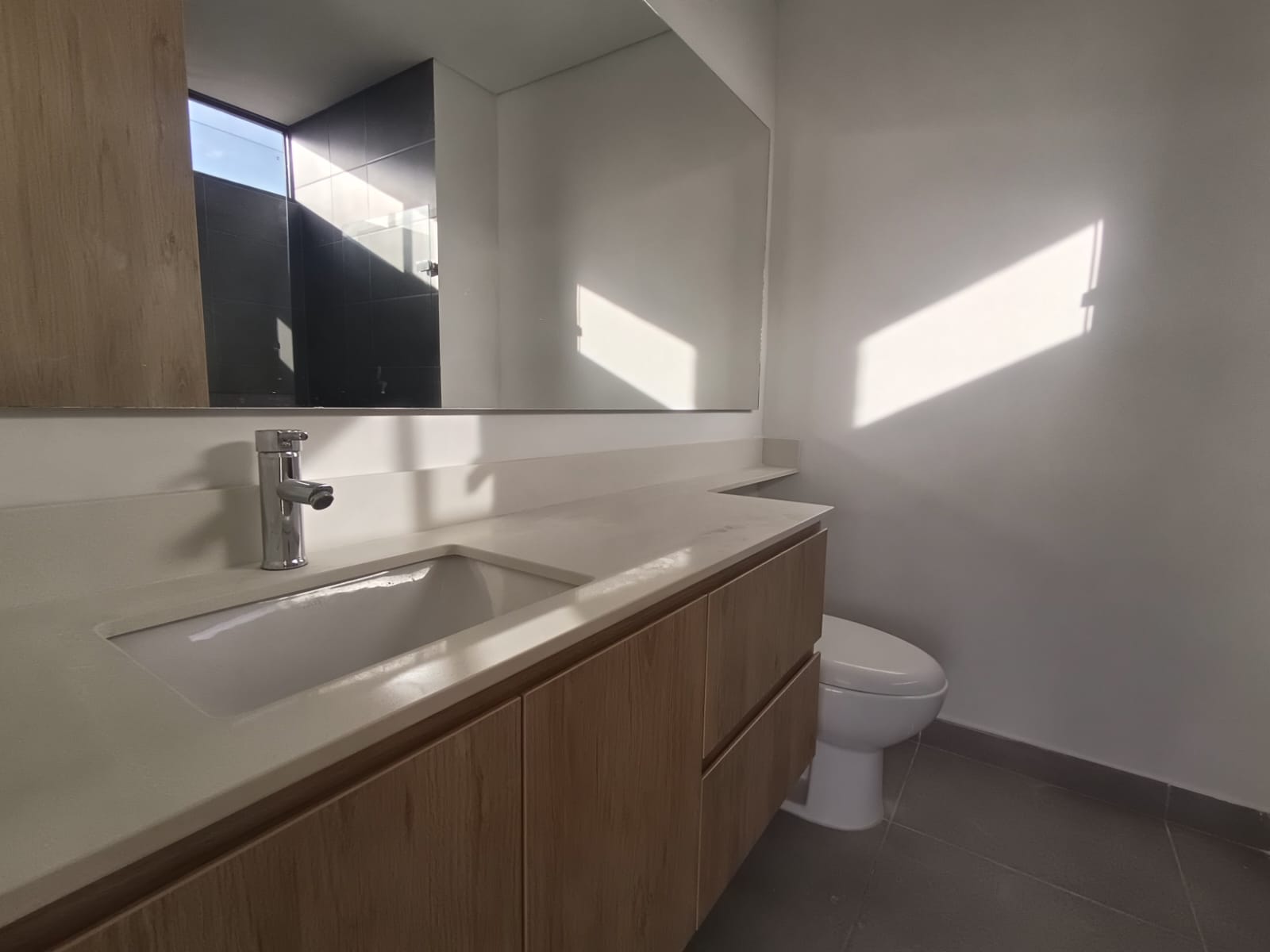 Apartamento en arriendo en El Poblado, Medellín · foto 6 de 18
