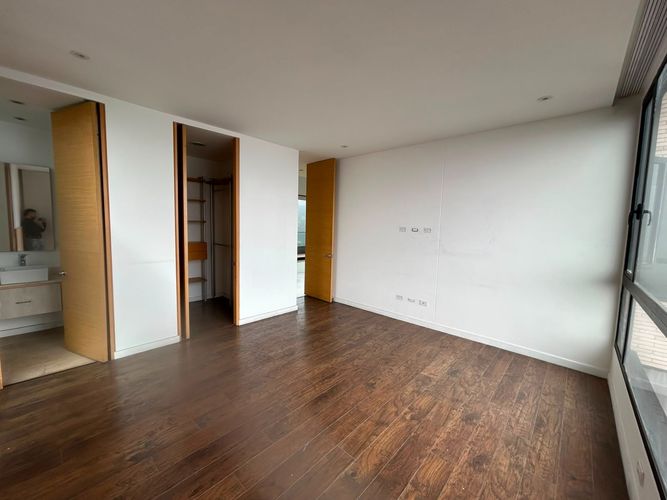 Apartamento de 3 alcobas en venta en El Poblado, Medellín, 280 m² · foto 9 de 19