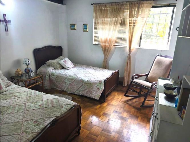 Casa de 3 alcobas en venta en Prado, Medellín, 185 m² · foto 11 de 14
