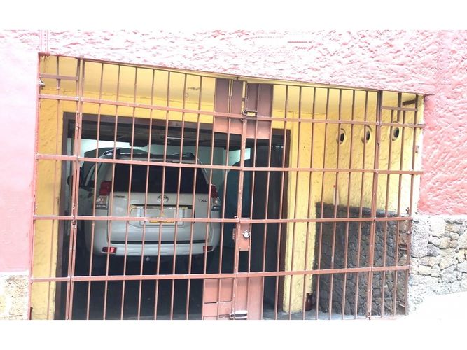 Casa de 3 alcobas en venta en Prado, Medellín, 185 m² · foto 13 de 14