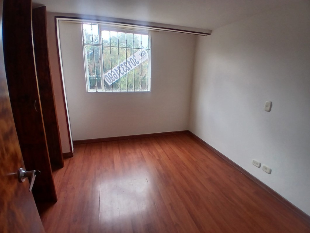 Casa en venta en Bilbao, Bogotá · foto 9 de 14