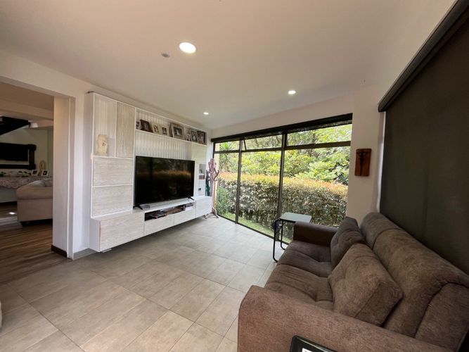 Casa de 5 alcobas en venta en La Hondita, Guarne · foto 8 de 24