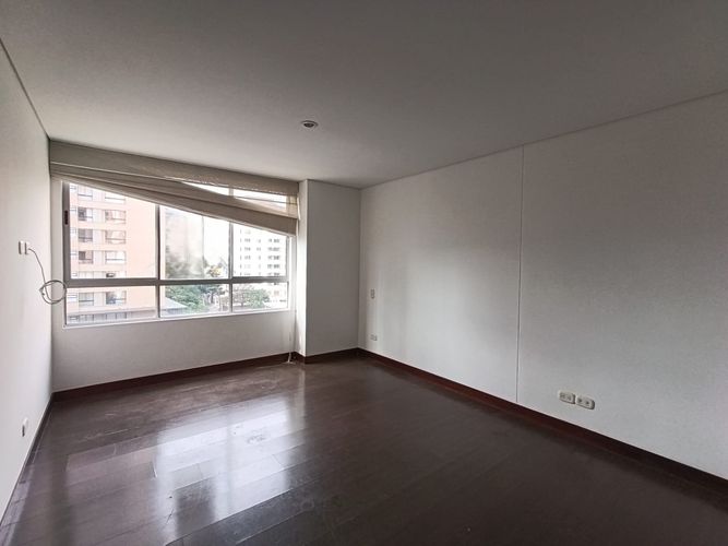 Apartamento de 3 alcobas en arriendo en El Poblado, Medellín, 147 m² · foto 12 de 20