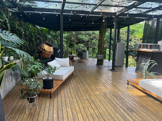 Local en venta en El Poblado, Medellín, 200 m² · foto 13 de 19