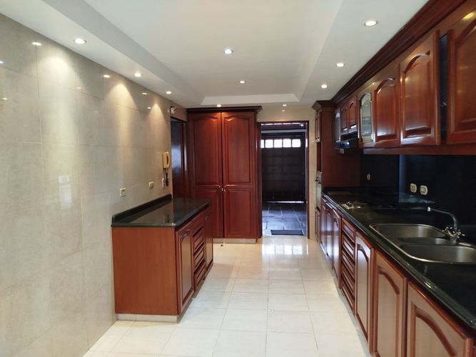 Casa de 4 alcobas en venta en Los Cedritos, Bogotá, 272 m² · foto 7 de 24