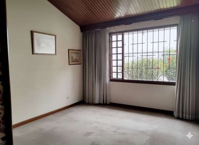 Casa de 4 alcobas en venta en Los Cedritos, Bogotá, 272 m² · foto 23 de 24