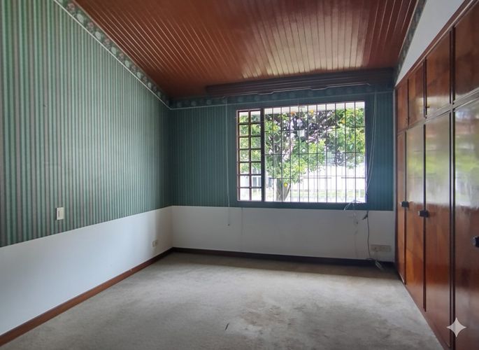 Casa de 4 alcobas en venta en Los Cedritos, Bogotá, 272 m² · foto 14 de 24