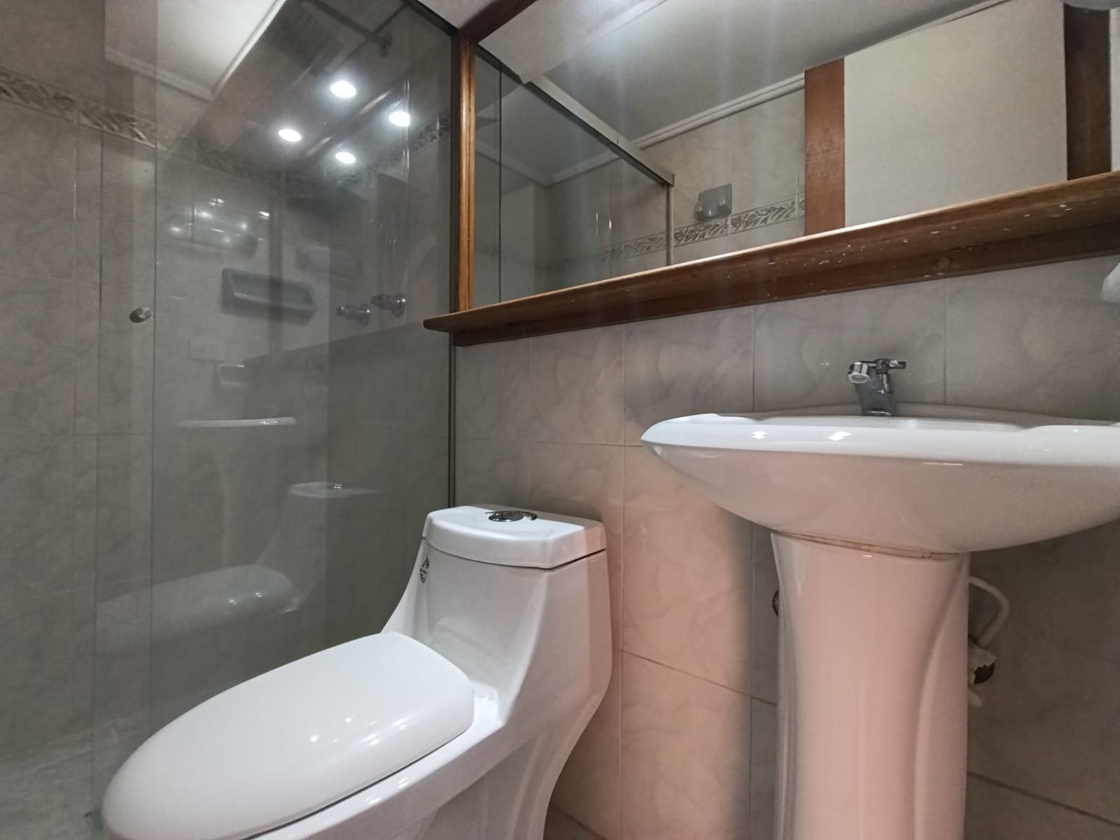 Casa en arriendo en El Poblado, Medellín · foto 20 de 20