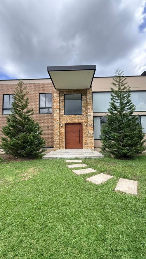 Casa de 4 alcobas en venta en So�Adora, El Carmen de Viboral, 363 m² · foto 13 de 13