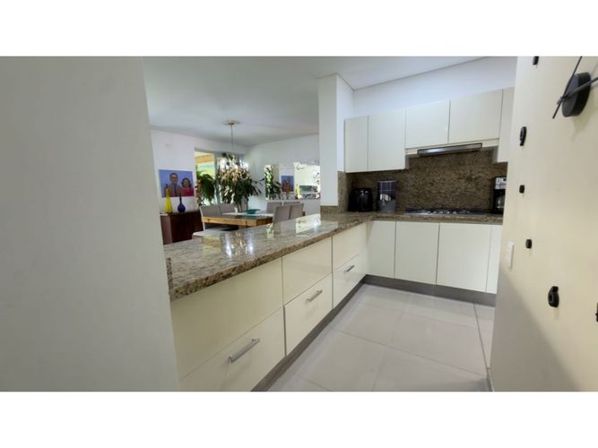 Apartamento de 3 alcobas en venta en Pance, Cali, 300 m² · foto 14 de 22