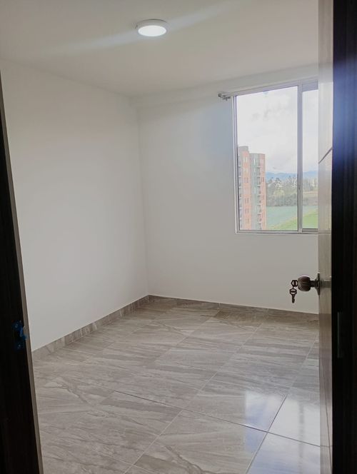 Apartamento de 3 alcobas en arriendo en Potrero Grande, Madrid, 58 m² · foto 11 de 17