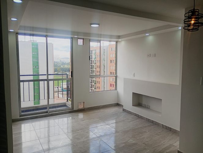Apartamento de 3 alcobas en arriendo en Potrero Grande, Madrid, 58 m² · foto 3 de 17