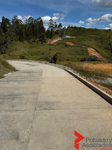 Lote en venta en Mampuesto, Rionegro, 2128 m² · foto 23 de 24