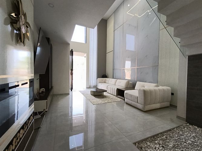Casa de 4 alcobas en venta en Los Trapiches, Villa del Rosario, 202 m² · foto 2 de 24