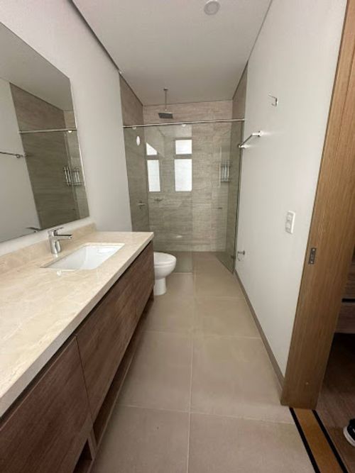 Apartamento de 2 alcobas en venta en Llano Grande, Rionegro, 127 m² · foto 8 de 24