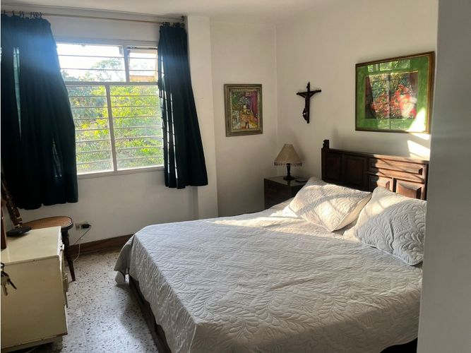 Apartamento de 4 alcobas en venta en El Poblado, Medellín, 178 m² · foto 7 de 14