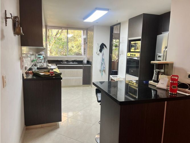 Apartamento de 4 alcobas en venta en El Poblado, Medellín, 178 m² · foto 14 de 14