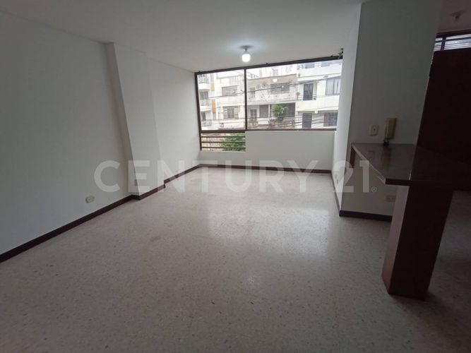 Apartamento de 1 alcoba en venta en San Fernando Viejo, Cali, 40 m² · foto 4 de 18