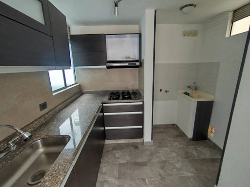 Apartamento en venta en Villas De Granada, Bogotá · foto 7 de 18
