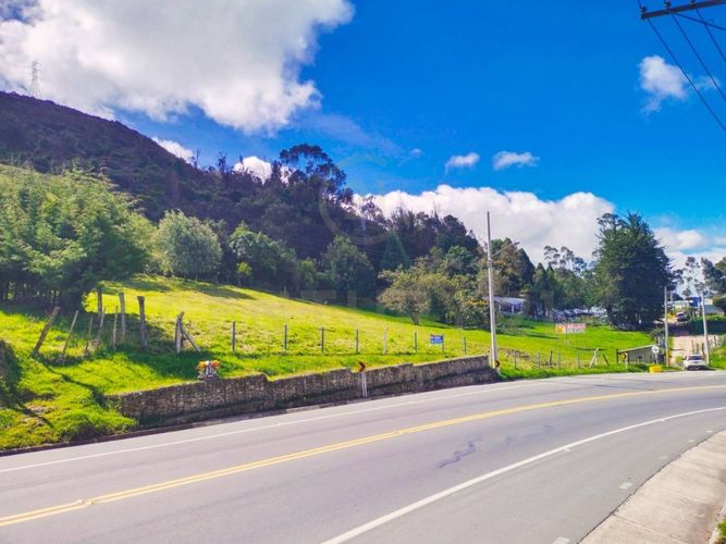 Lote en venta en El Salitre, La Calera, 26600 m² · foto 6 de 8