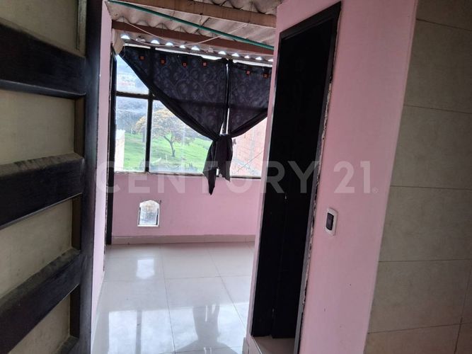 Casa en venta en El Virrey, Bogotá · foto 4 de 24