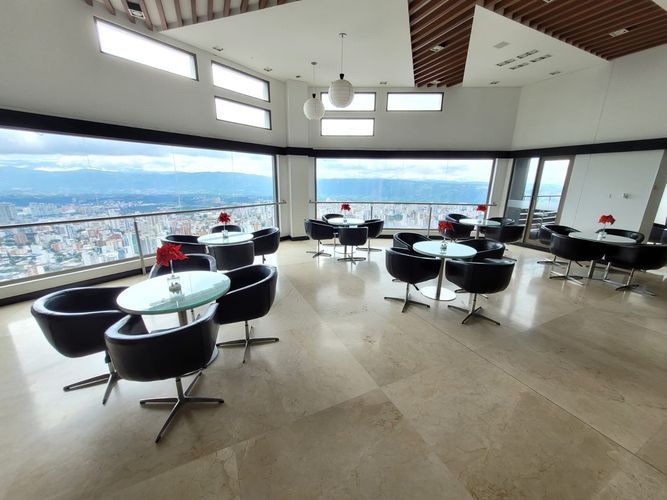 Apartamento de 4 alcobas en venta en Cabecera Del Llano, Bucaramanga, 264 m² · foto 18 de 24