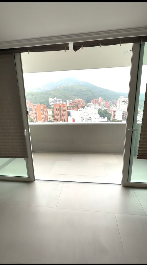 Apartamento de 3 alcobas en venta en Bellavista, Cali, 139 m² · foto 13 de 20