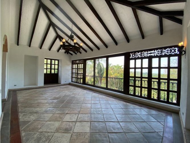 Casa de 4 alcobas en venta en Arroyohondo, Cali, 1600 m² · foto 3 de 24