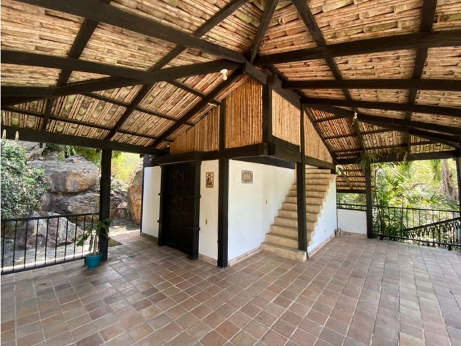 Casa de 4 alcobas en venta en Arroyohondo, Cali, 1600 m² · foto 9 de 24