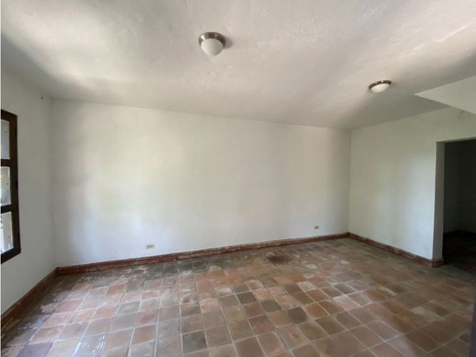 Casa de 4 alcobas en venta en Arroyohondo, Cali, 1600 m² · foto 15 de 24