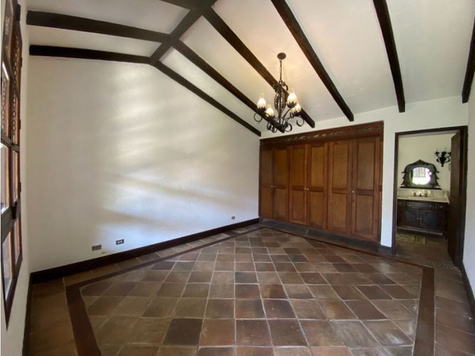 Casa de 4 alcobas en venta en Arroyohondo, Cali, 1600 m² · foto 22 de 24